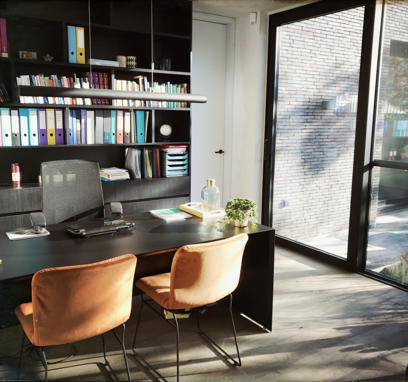 Praktijk De Pinte, Bureau
